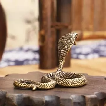 Антикварная бронзовая статуя змеи-удава Cobra Миниатюрные фигурки Медные зодиакальные животные Украшения для стола Чайные украшения для домашних животных Изделия из латуни