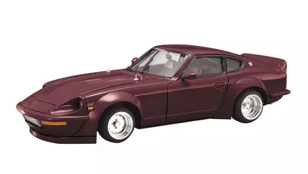 Aoshima Bunka Kyozaisha Лучшая автомобильная винтажная серия Nissan S30 Fairlady Z Aero Custom Plastic Model 1/24 No.39