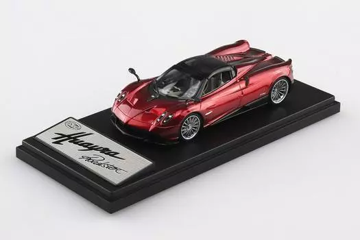 Aoshima Bunka Kyozaisha Skynet Zamini Car Pagani Huayra Roadster Красный Готовое изделие 1/43 красный