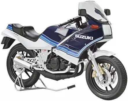 Aoshima Bunka Kyozaisha The Bike Series Suzuki GJ21A 1984 года, пластиковая модель 1/12 № 21 RG250