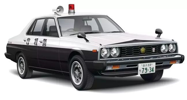 Aoshima Bunka Kyozai The Model Car Series Nissan HGC210 Skyline Patrol Car Plastic Model 1/24 No.SP `77 (Automobile)