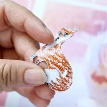 Аппликация на одежду, популярная вышитая лиса, 1 шт., высококачественные пришивные аксессуары, термонаклейки, горячая распродажа, уникальные нашивки A