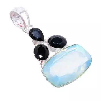 Aqua Mystic Topaz, Black Onyx 925 Sterling Silver Jewelry Pendant 2.1 AH-3301 2.17 белый