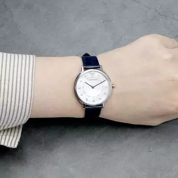 Armani Modern Classic Женские круглые кожаные часы с перламутровым циферблатом