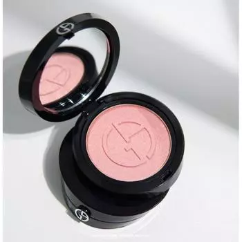 Armani NEW Luminous Silk Glow Blush, нет. 10 Светло-персиковый, 1 шт.