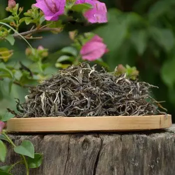 Ароматный сырой пуэр Mengsongtou Chuntou Picking Alpine Nectar 500 г