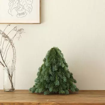 Artificial Christmas Tree for The Desk Made of PE Material, Ideal And Parties 31x30cm