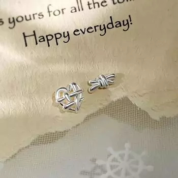 Асимметричные плетеные серьги-гвоздики Love, женские простые и маленькие серьги-узлы, серьги