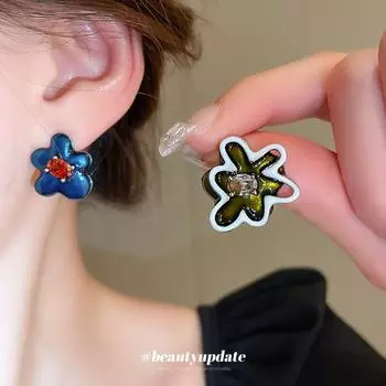 Асимметричные серебряные серьги-цветы с цирконием для женщин Silver Needle