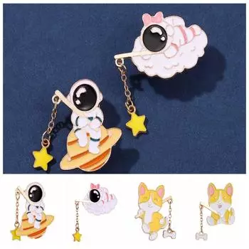 Astronaut Little Animal Metal Brooch Dog Cartoon Women b