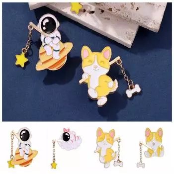 Astronaut Little Animal Metal Brooch Dog Cartoon Women b