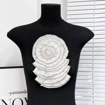 Атласная ткань 3D Цветочные аппликации Стразы Аппликация на одежду Сделай сам Нашивки на одежду Пошив одежды белый