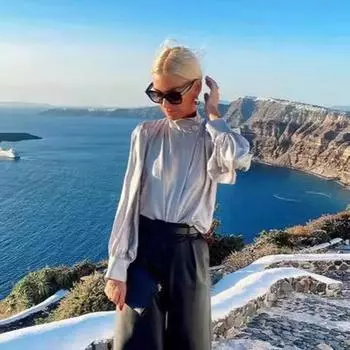 Атласная женская рубашка с полувысоким воротником-фонариком и длинным рукавом, однотонная S серый