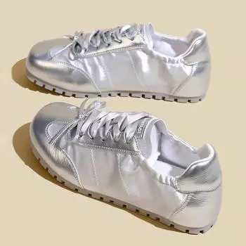 Атласные балетки серебристого цвета с плоской подошвой для женщин, весна 2024, новые ретро-спортивные повседневные дышащие туфли Forrest Gump для женщин 35 серебряный