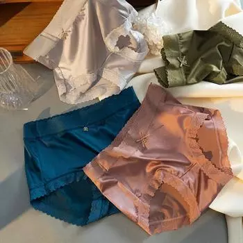 Атласные бесшовные сексуальные кружевные женские трусы, тонкие весенние и летние женские трусы из шелкового шага со средней талией M/L чёрный