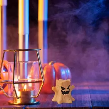 Атмосфера Хэллоуина создает таинственные предметы, игрушки, украшения, игрушки из смолы One Size