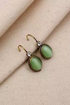 Аутентичные овальные серьги с прозрачным зеленым камнем