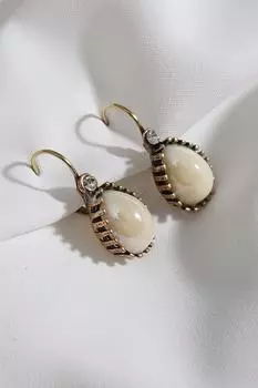 Аутентичные серьги-капли большого размера с камнями кремового цвета