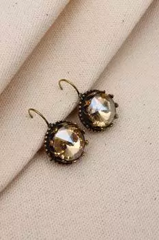 Аутентичные серьги с круглым камнем большого размера медового цвета