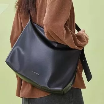 Autumn and Winter Crossbody Bag Women s Bag Simple Bag Women s Crossbody Bag Commuter Shoulder Tote Bag чёрный