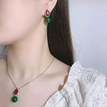 Autumn and winter jewelry set retro premium chalcedony pigeon blood red stud earrings S925 silver needle collarbone chain versatile woman
