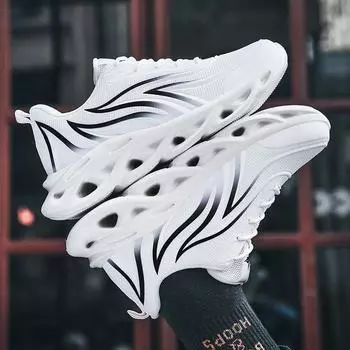 Autumn and winter large size lightweight blade men s shoes new shock absorption Korean version of trendy sports shoes casual running shoes men 39