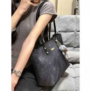 Autumn and Winter New Large Capacity Tote Bag Women 2025 New High Sense Student Class All-Match Shoulder Commuter Bag Black Gray