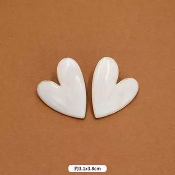 Autumn and winter niche French retro court enamel stud earrings femininity fashionable personality exaggerated Hong Kong style small fragrant ear