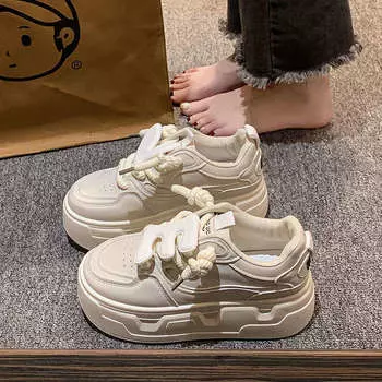 Autumn and winter popular new small height increase muffin platform sports shoes casual little white shoes women s trendy shoes 35