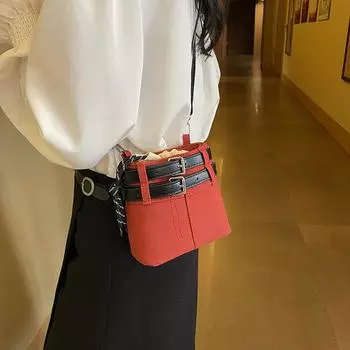 Autumn and winter retro matte small bag women s 2024 new popular versatile messenger bag exquisite mini change bag