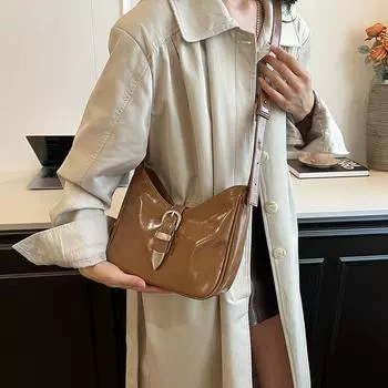 Autumn and winter retro small bag women s 2024 new versatile messenger bag high-end single shoulder underarm bucket bag