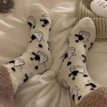 Осенние и зимние теплые утолщенные милые носки с принтом коровьих пятен белого и черного цвета, женские носки из норкового бархата, теплые мягкие чулки, носки-тапочки