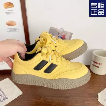 Autumn Models Niche Design Sense 2024 Shoes Women s Retro Hong Kong Style Chic Versatile Little White Shoes Soft-soled Breathable Board Shoes 35 красный