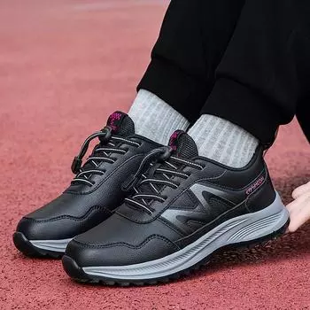 Autumn new 2025 elderly shoes leather fashion trend parents middle-aged and elderly lightweight non-slip plus size sports shoes 36