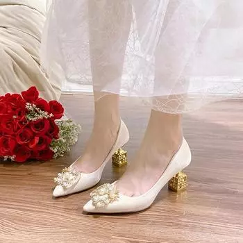 Autumn New Ladies High Heels Fashion Pointed Toe Shaped Heel High Wedding Party Square Buckle Shallow Mouth Women Pumps 2024 New 34