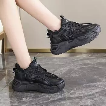 Осенняя новая сетчатая дышащая повседневная женская обувь модные кроссовки для бега с толстой подошвой увеличенные повседневные студенческие повседневные туфли 35 чёрный