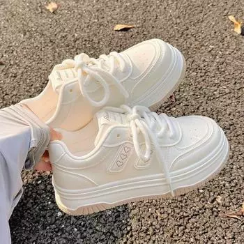 Autumn women s shoes little white shoes 2025 new popular thick-soled heightening with wide-leg pants shoes versatile sports shoes 35