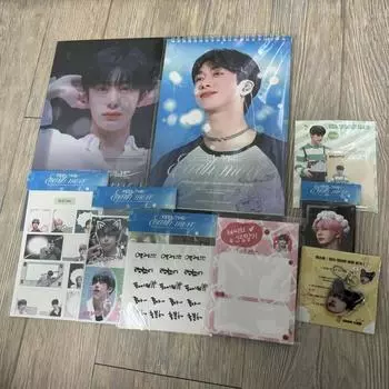 Аварийный источник) Фотокарточка-брелок с поздравлениями с праздником от Monsta X Chae Hyung Won Hyungwon