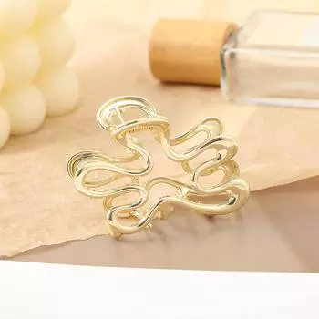 AWAYTR Luxury Flower Hair Claws Alloy Floral Hair Clips Crab For Women Girl Gift Hair Accessories Valentine Headwear