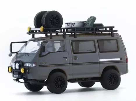 Автоботы Mitsubishi Delica Star Wagon Mini Car Grey с аксессуарами AUTOBOTS MITSUBISHI DELICA STAR WAGON 4X4 GRAY LHD P35 1/64 серый