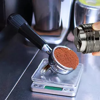 Автоматический ротационный выравнивающий пресс для кофе эспрессо для магазинов 51MM