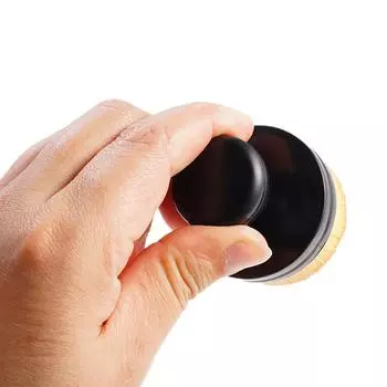 Автомобильная щетка для шин, пылеудаляющая артефактная щетка, уплотнительная конструкция с крышкой, портативная автомобильная щетка высокой плотности, инструменты для чистки автомобиля, аксессуары