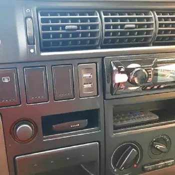 Автомобильное зарядное устройство с двумя USB-портами 2,1 А, адаптер-рокер, гнездо для VW Transport T4, встроенная панель переключателей освещения красный