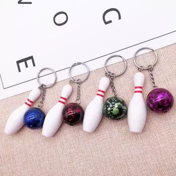 Автомобильный брелок для боулинга, мини-шар в форме гладкой поверхности, брелок для ключей, простая установка, спортивный брелок, кулон для мужчин и женщин, подарок фиолетовый