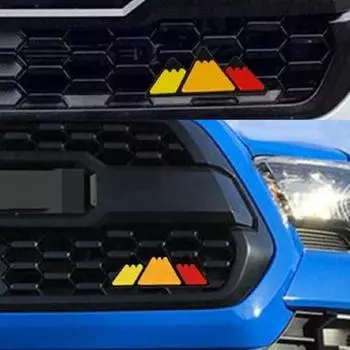 Автомобильный значок, устойчивый к выцветанию 3D-дизайн, стильная универсальная трехцветная эмблема на решетке для Toyota серый