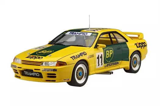 AXES Series BP Oil Trampio Plastic Model 1/12 No.6 GT-R