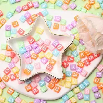 Аксессуары цвета конфеты DIY для квадратных букв 40 шт. 9*7 мм изготовление ювелирных изделий ожерелье браслет акриловые оптовые свободные бусины кулон красный