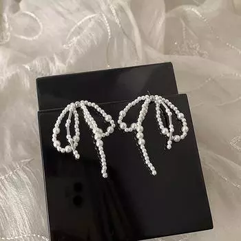 Аксессуары для волос Ретро жемчужные серьги-гвоздики с бантиками Женские индивидуальные простые универсальные серьги для темперамента Нишевые дизайнерские серьги