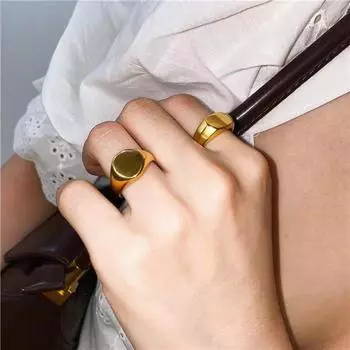 Аксессуары Модные простые нишевые большие изогнутые круглые стальные пептидные позолоченные кольца 18 карат золотое кольцо женское кольцо No. 6 золотой