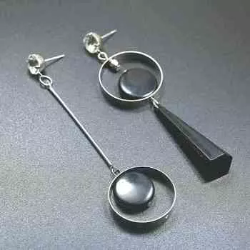 Аксессуары Ретро Серьги-подвески Особая асимметрия Серьги-подвески Индивидуальность 2.5*9.1cm